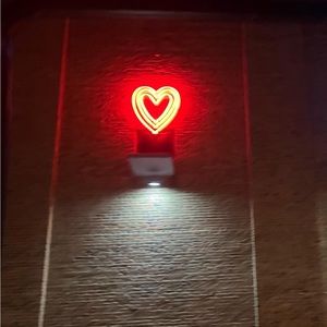 Meet your Posher, Ava